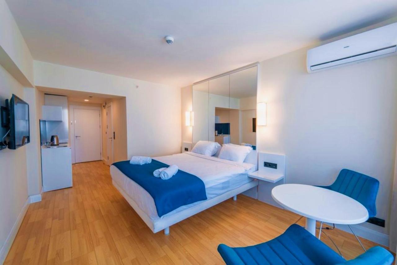Sea View Apartments In Orbi City Batumi Esterno foto