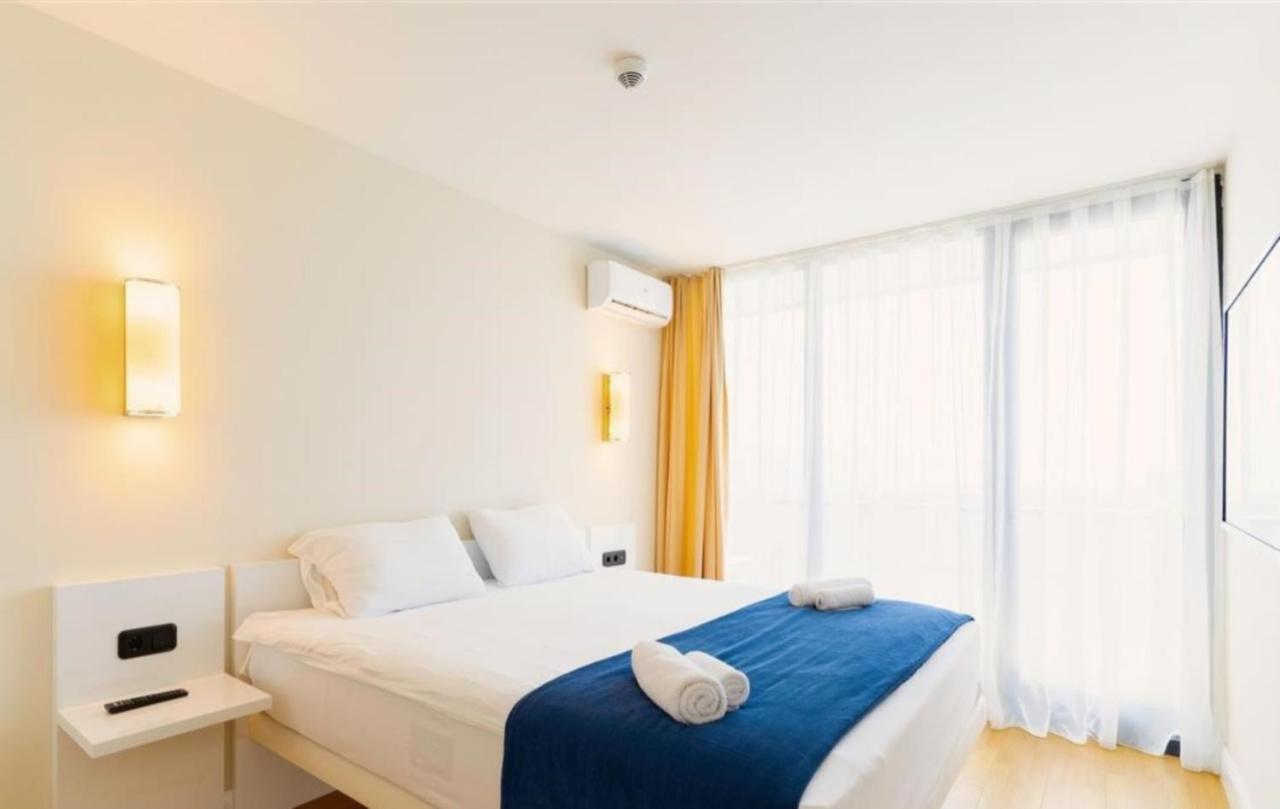 Sea View Apartments In Orbi City Batumi Esterno foto