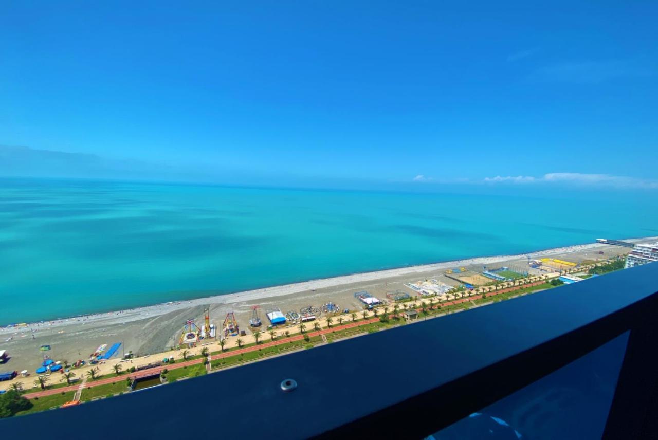 Sea View Apartments In Orbi City Batumi Esterno foto